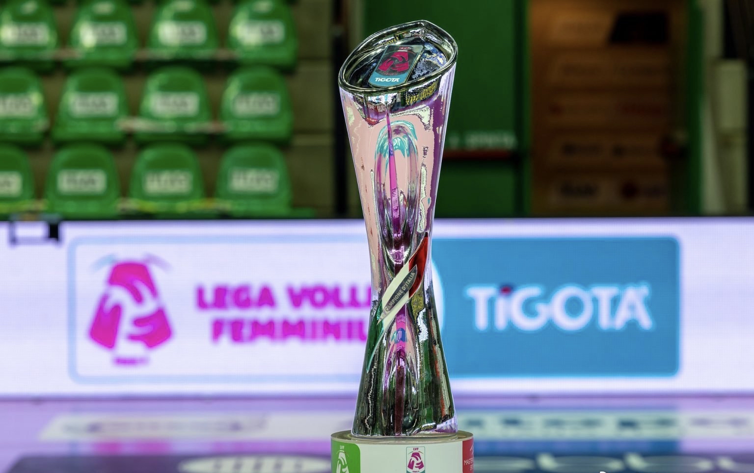 熊猫体育app 赛雷三分钟讲艾滋病 